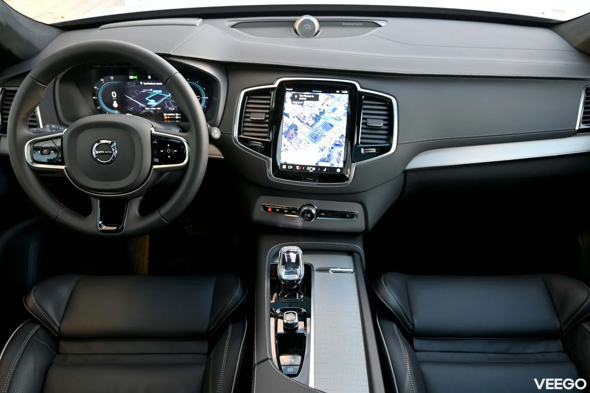 Volvo XC90 T8 TWIN ENGINE AWD T8 B&W 4C ULTIMATE BRIGHT XENIUM INTELLI PRO 2 335kW