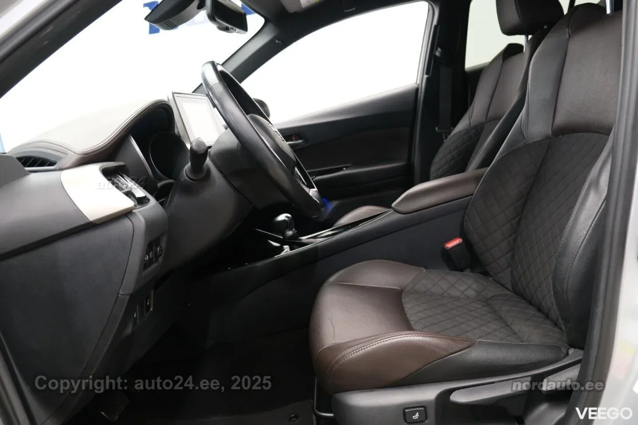 Toyota C-HR Luxury 1.2 85kW