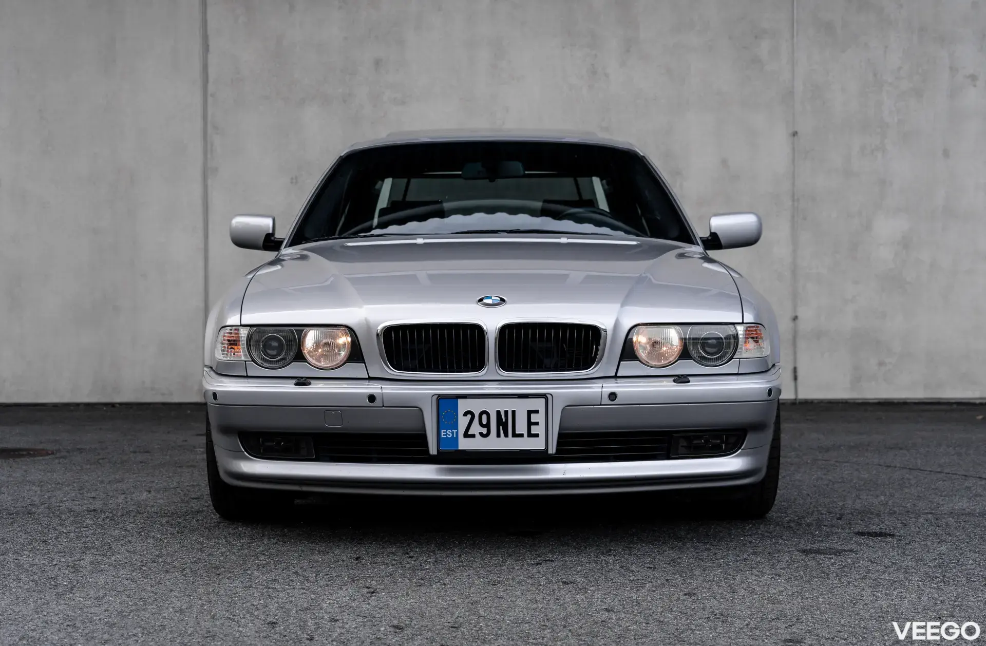 BMW 740I 4.4 210kW