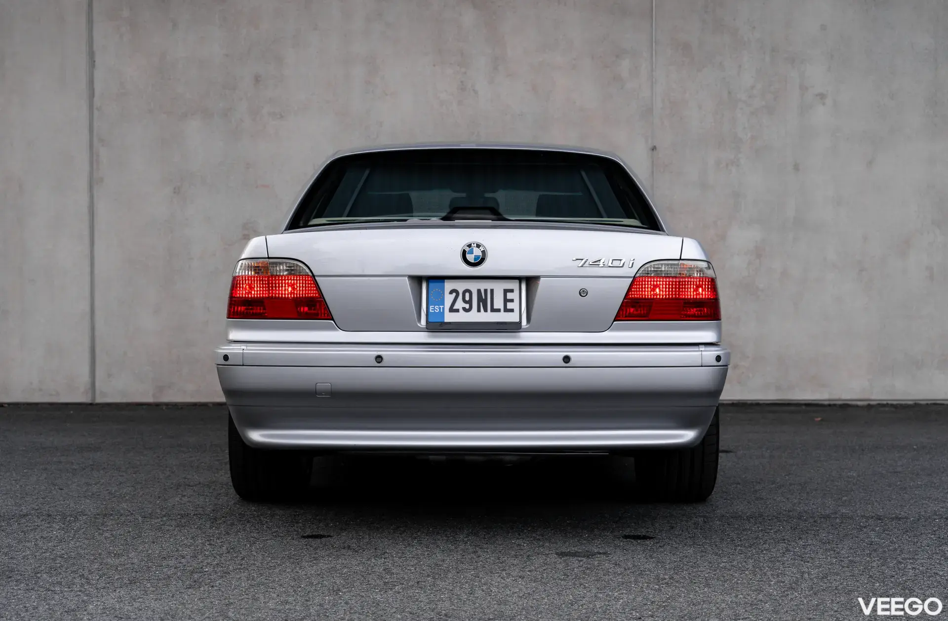 BMW 740I 4.4 210kW