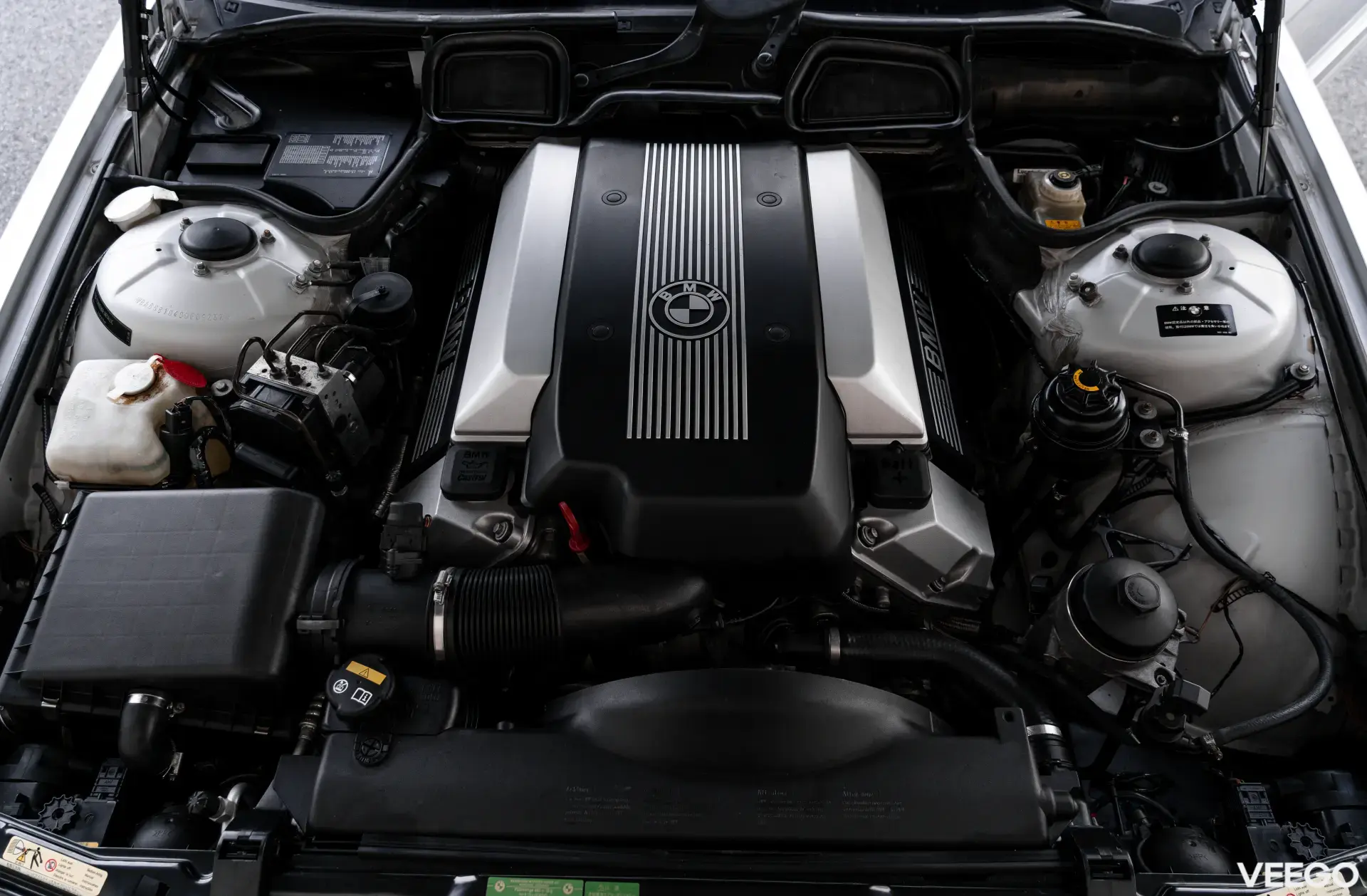 BMW 740I 4.4 210kW