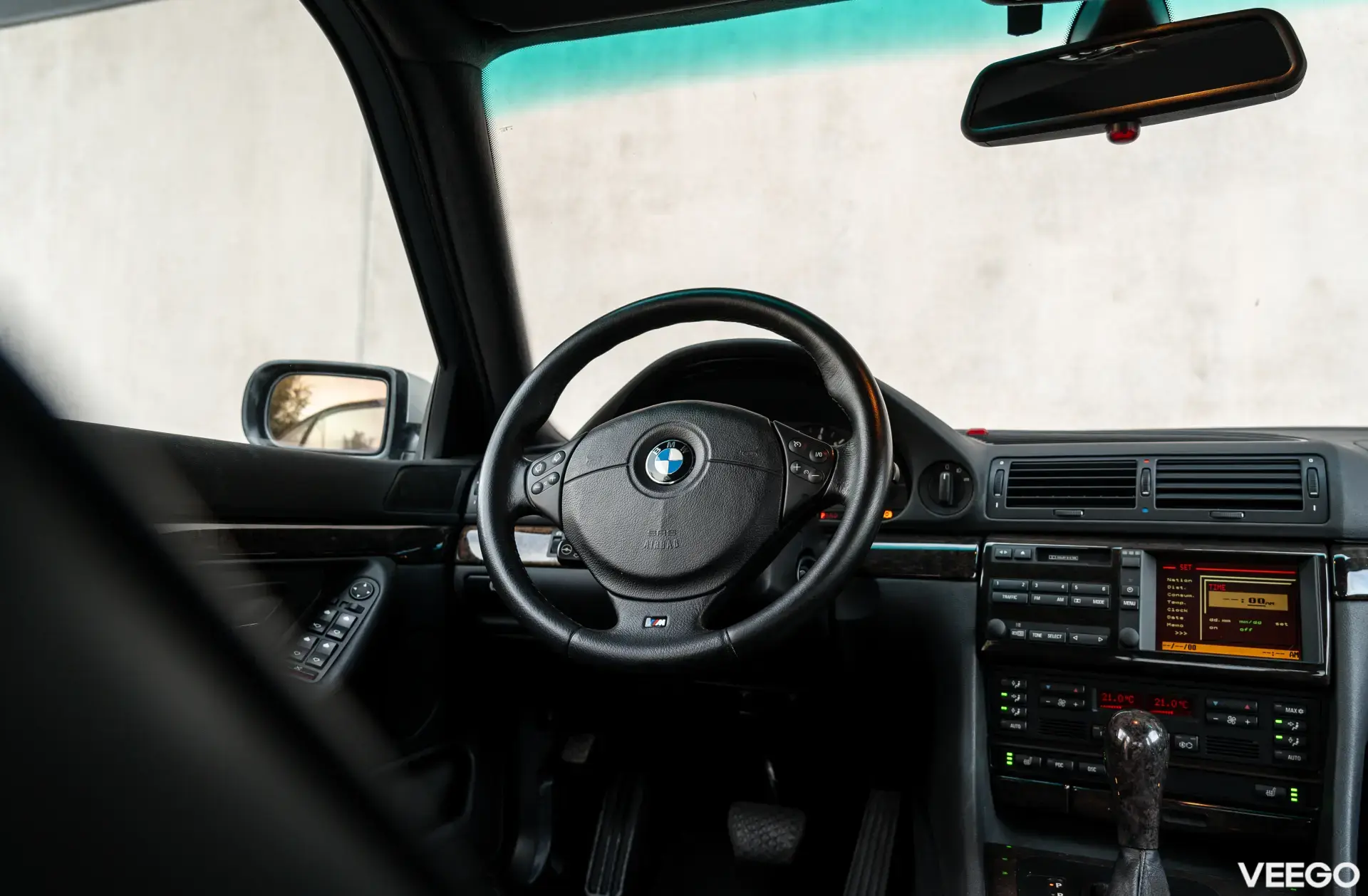 BMW 740I 4.4 210kW