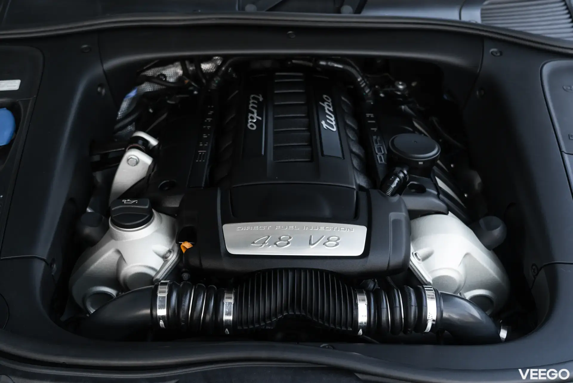 Porsche Cayenne Turbo 4.8 368kW