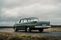 Mercedes-Benz 190 C 1.9 66kW thumbnail