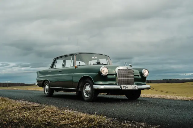 Image of Mercedes-Benz 190 C 1.9 66kW