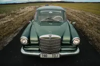 Mercedes-Benz 190 C 1.9 66kW thumbnail
