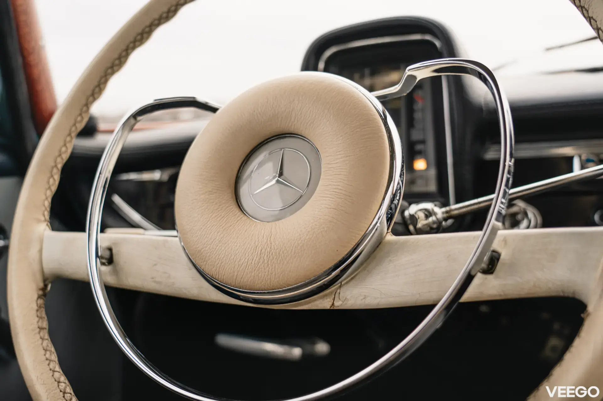 Mercedes-Benz 190 C 1.9 66kW