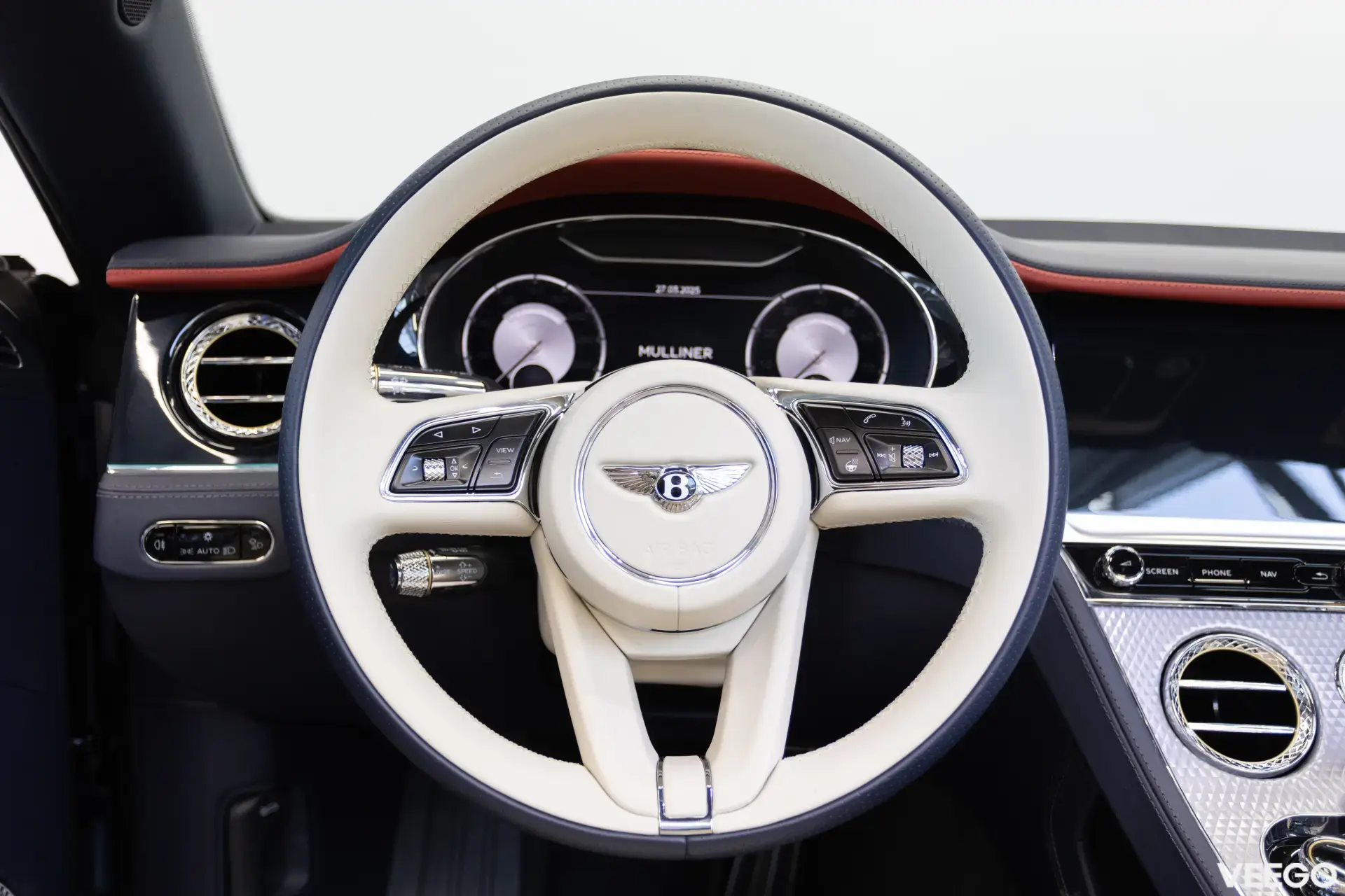 Bentley CONTINENTAL GTC W12 Mulliner 6 485kW