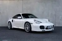 Porsche 911 Turbo 3.6 309kW thumbnail
