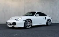 Porsche 911 Turbo 3.6 309kW thumbnail