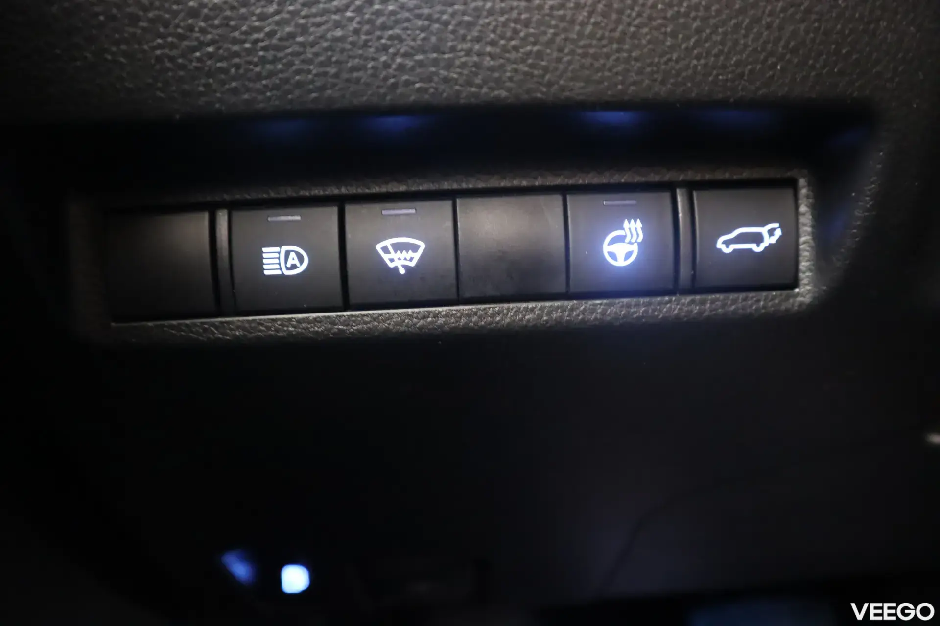 Suzuki Across 2,5 PLUG-IN HYBRID 4WD GLX CVT 225kW