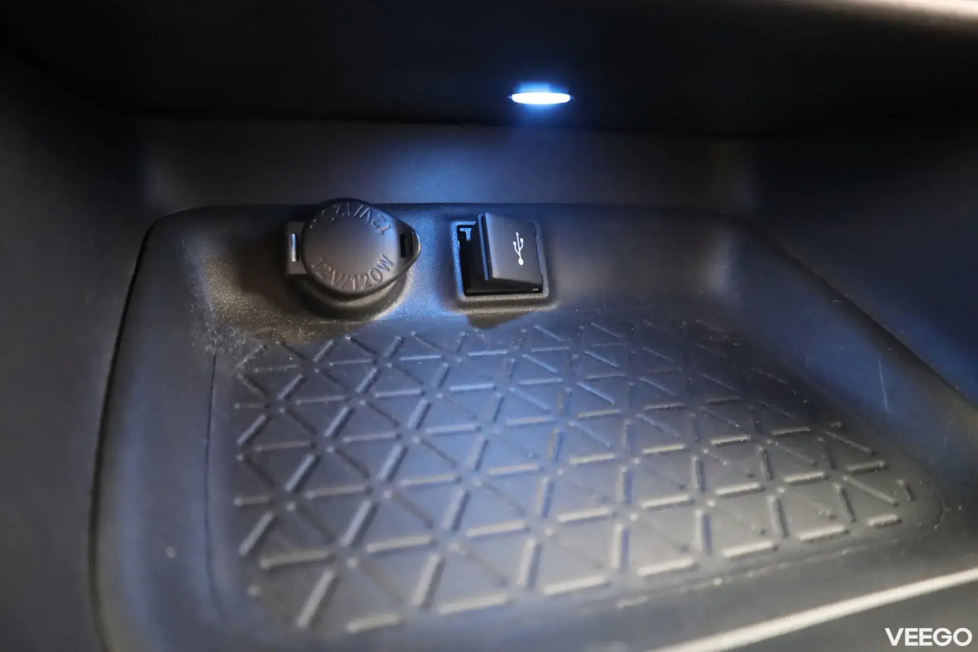 Suzuki Across 2,5 PLUG-IN HYBRID 4WD GLX CVT 225kW