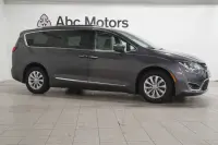 Chrysler Pacifica Touring 3.6 214kW thumbnail