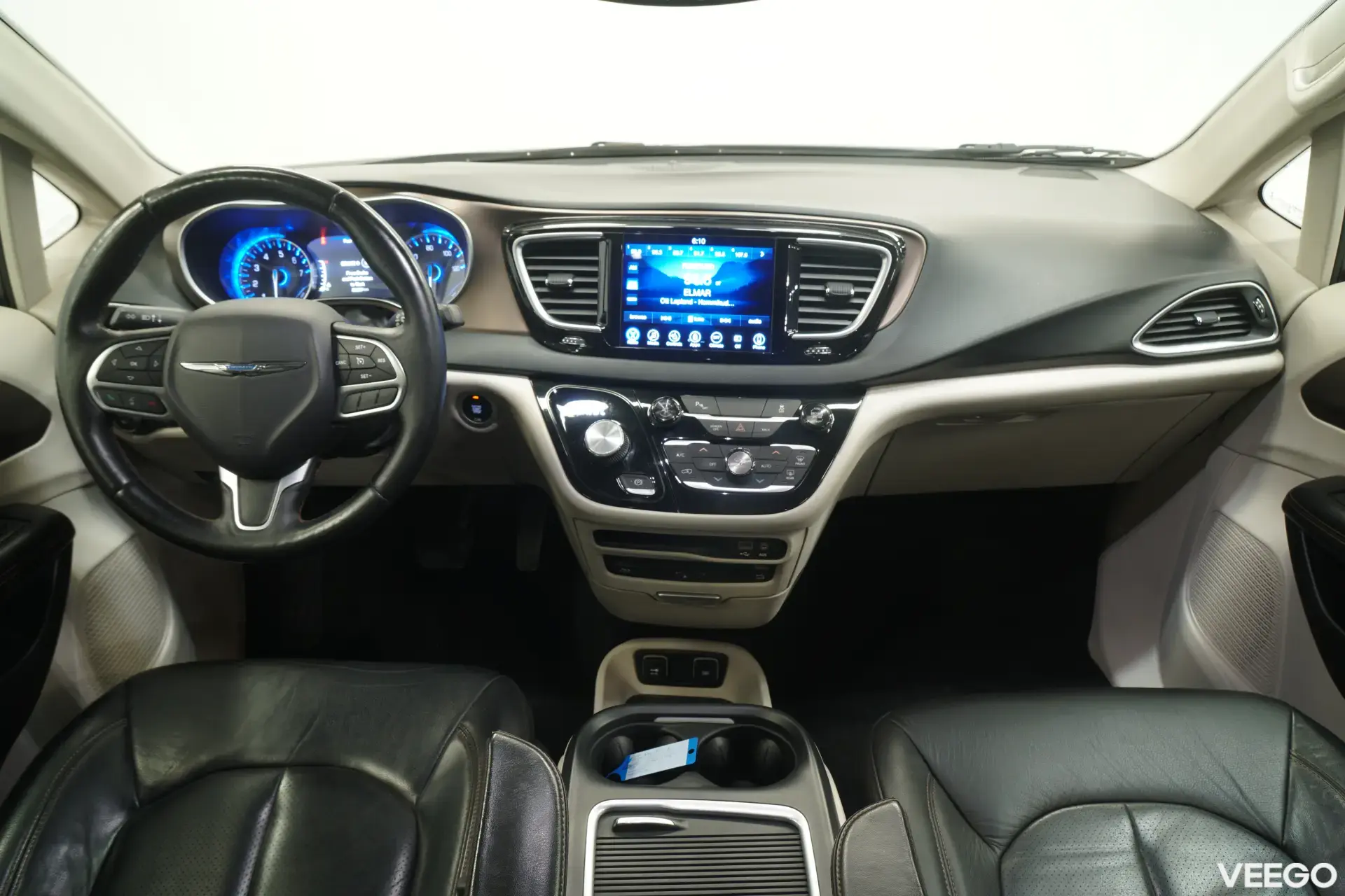 Chrysler Pacifica Touring 3.6 214kW