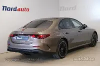 Mercedes-Benz E 300 4MATIC 4 matic AMG Plug In 2 150kW thumbnail