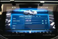 Mercedes-Benz E 300 4MATIC 4 matic AMG Plug In 2 150kW thumbnail