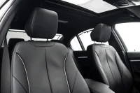 BMW 330 e iPerformance Luxury Line 2.0 185kW thumbnail