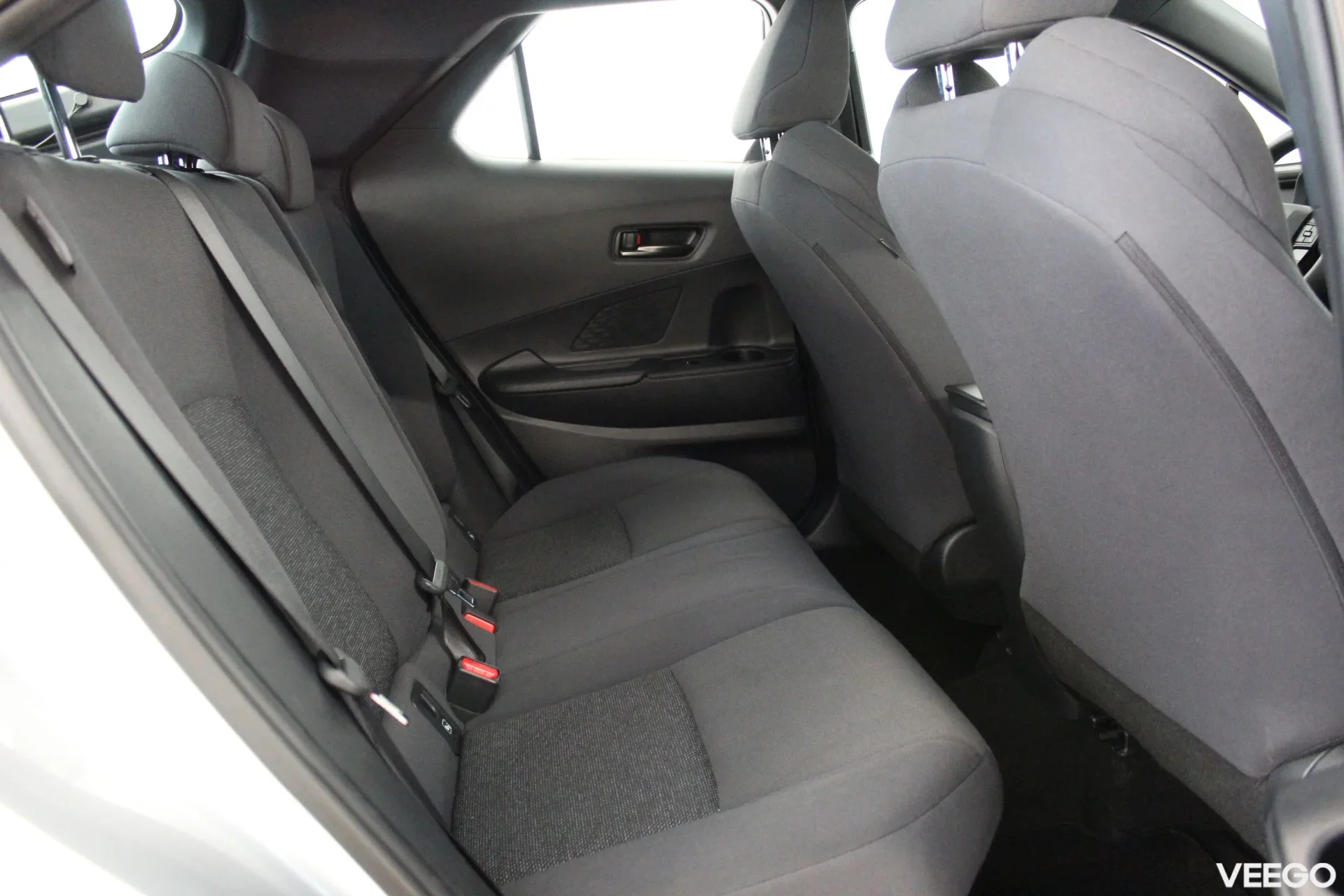 Toyota C-HR Active Hybrid 1.8 72kW