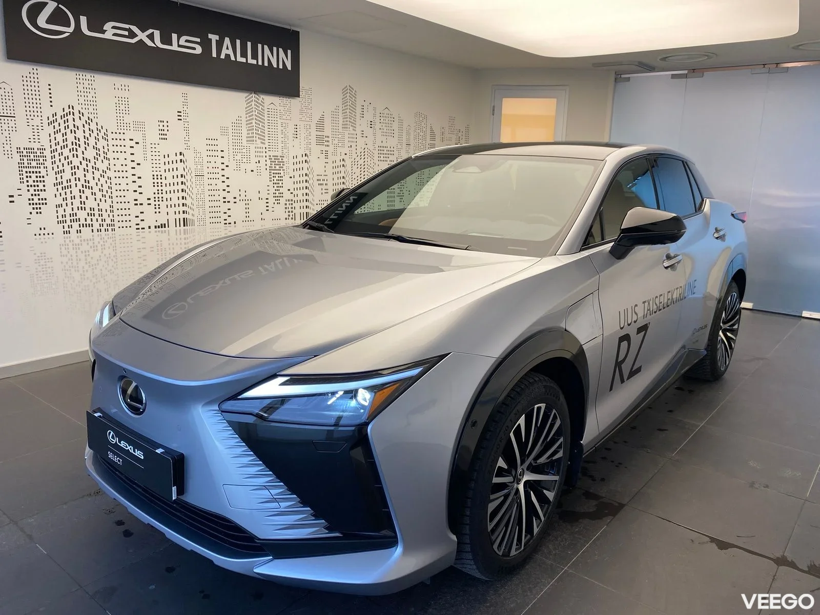 Lexus RZ 450e - 132kW
