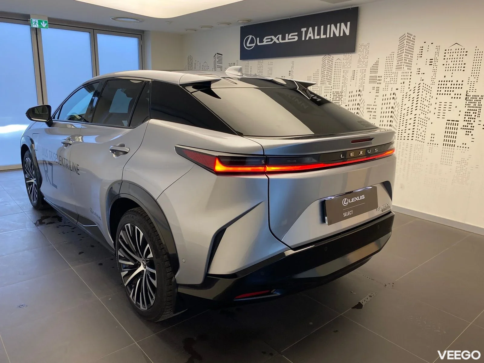 Lexus RZ 450e - 132kW