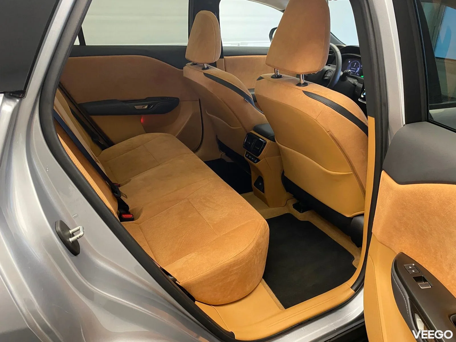 Lexus RZ 450e - 132kW