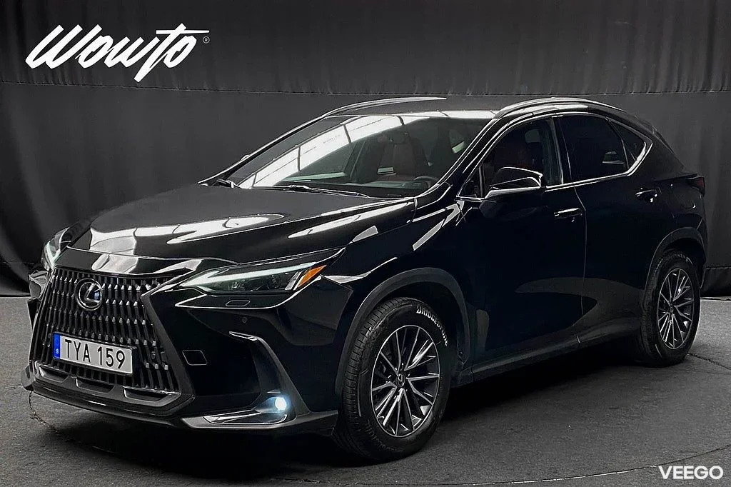 Lexus NX 450h+ E-CVT 309HK Business Plus /Drag /Moms 227kW