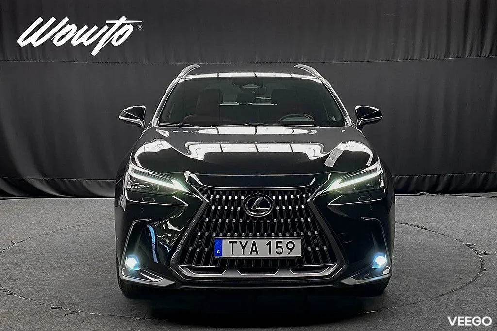 Lexus NX 450h+ E-CVT 309HK Business Plus /Drag /Moms 227kW