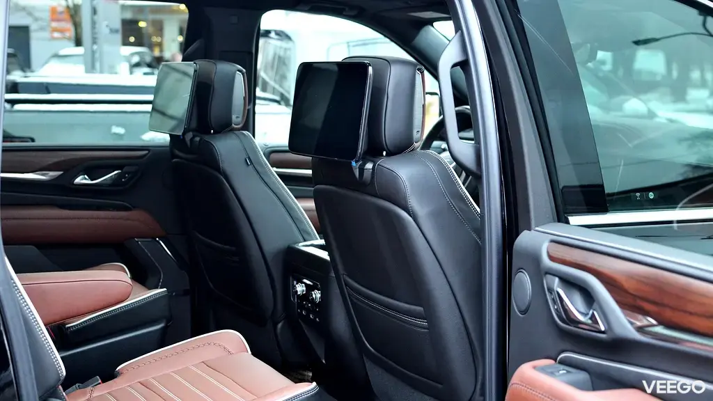 GMC Yukon DENALI XL ULTIMATE 6.2 313kW