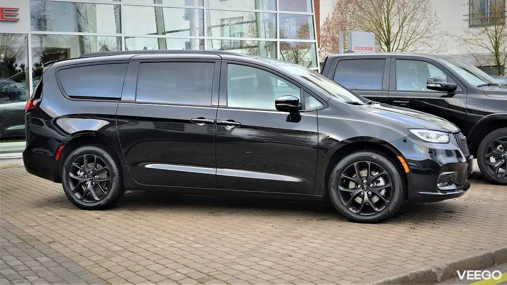 Chrysler Pacifica LIMITED  AWD 3.6 214kW