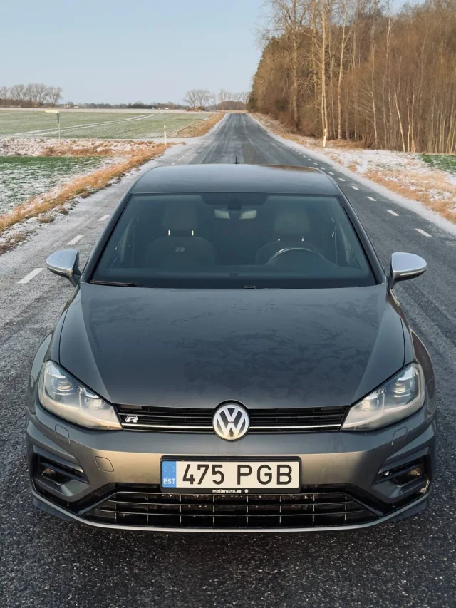 Image of Volkswagen Golf R 2.0 221kW