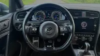 Volkswagen Golf R 2.0 221kW thumbnail