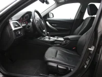 BMW 320 2 120kW thumbnail