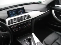 BMW 320 2 120kW thumbnail