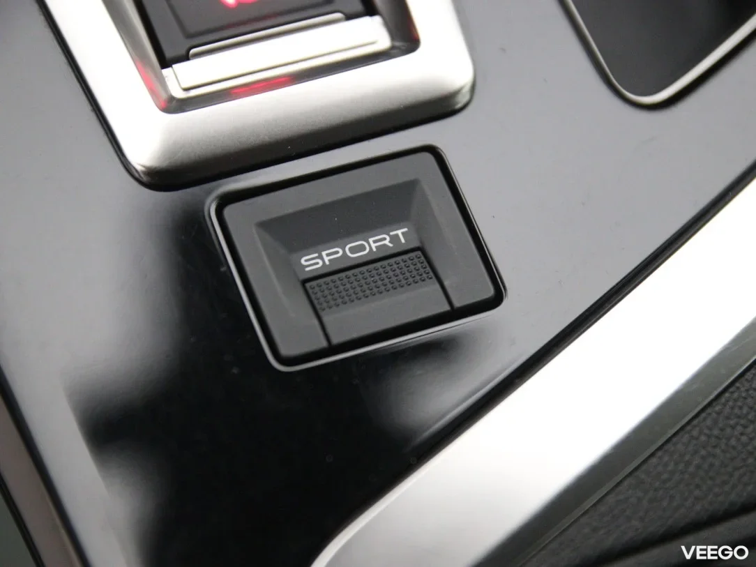 Peugeot 5008 1.2 96kW