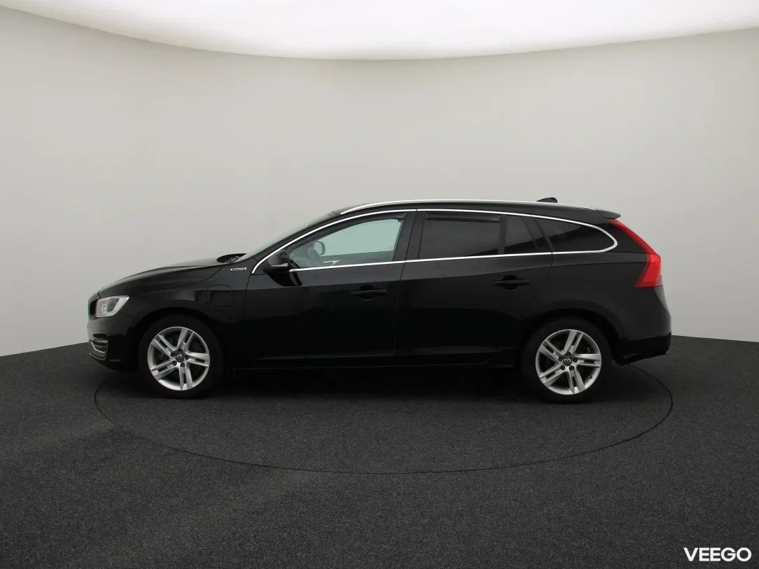 Volvo V60 2.4 208kW