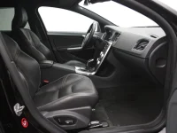 Volvo V60 2.4 208kW thumbnail
