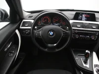 BMW 320 2 120kW thumbnail