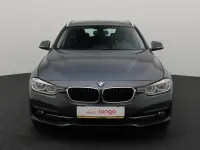 BMW 320 2 120kW thumbnail