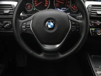 BMW 320 2 120kW thumbnail