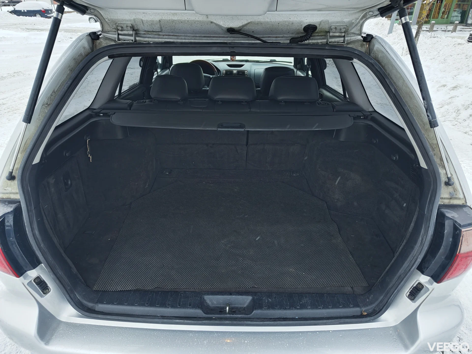 Mitsubishi Galant 2.5 118kW