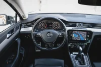 Volkswagen Passat 2.0 140kW thumbnail