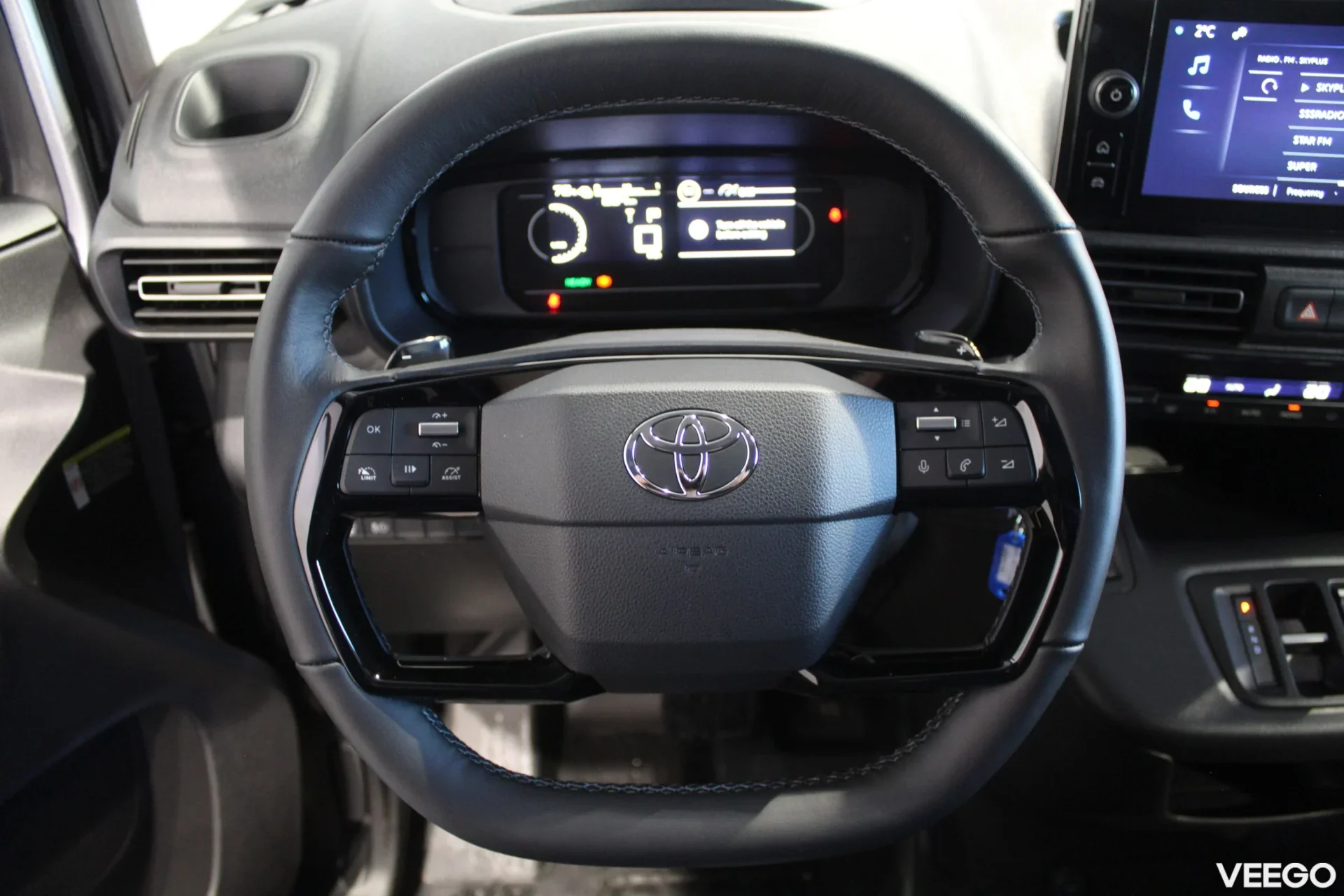 Toyota Proace City Panel Van Long Electric Professional Plus Nord N1 62kW