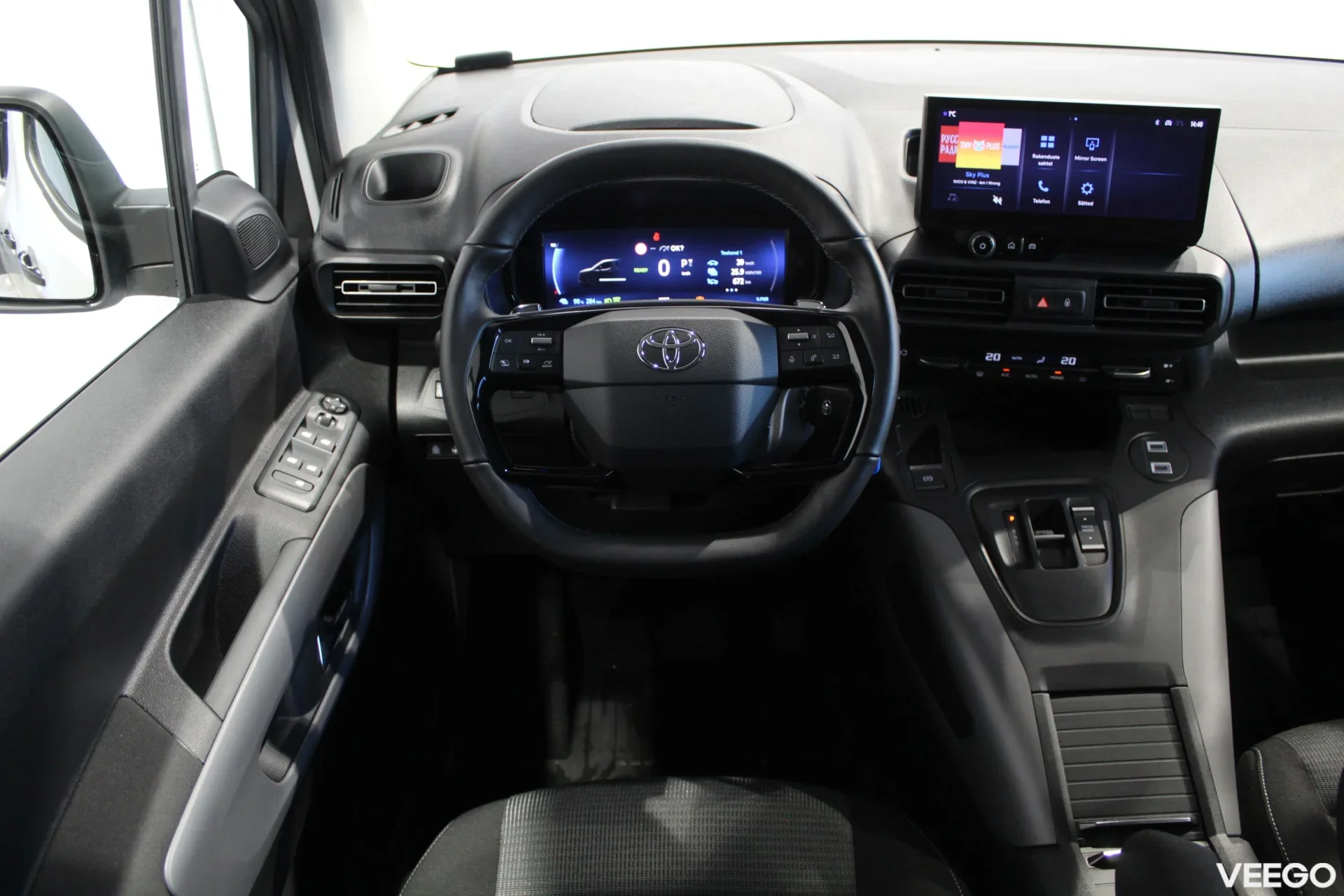Toyota Proace City City Verso Compact Electric Family 62kW