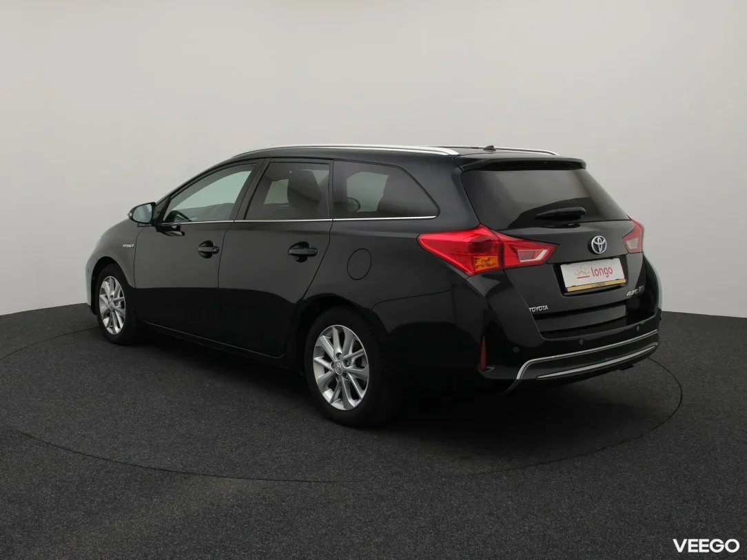 Toyota Auris 1.8 100kW