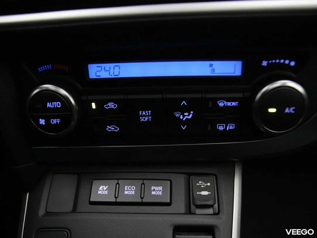 Toyota Auris 1.8 100kW