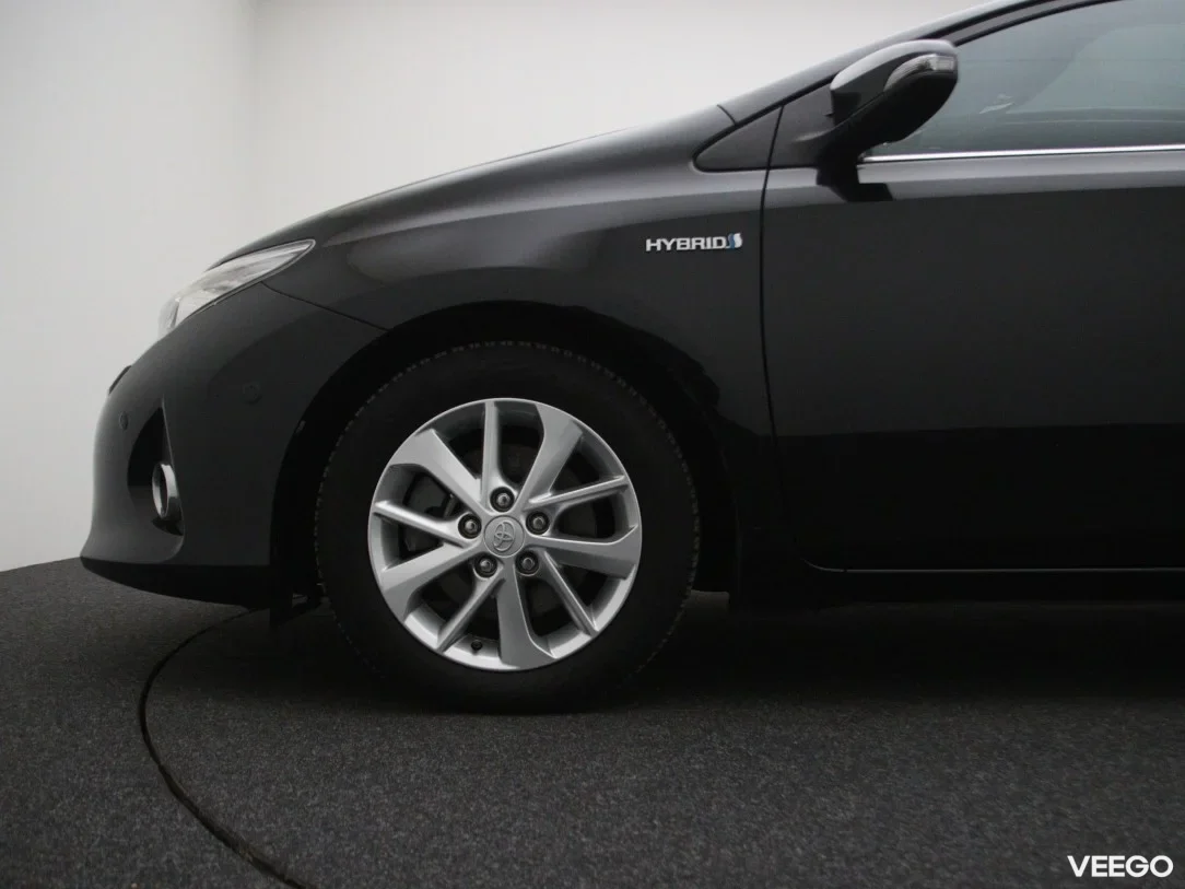 Toyota Auris 1.8 100kW