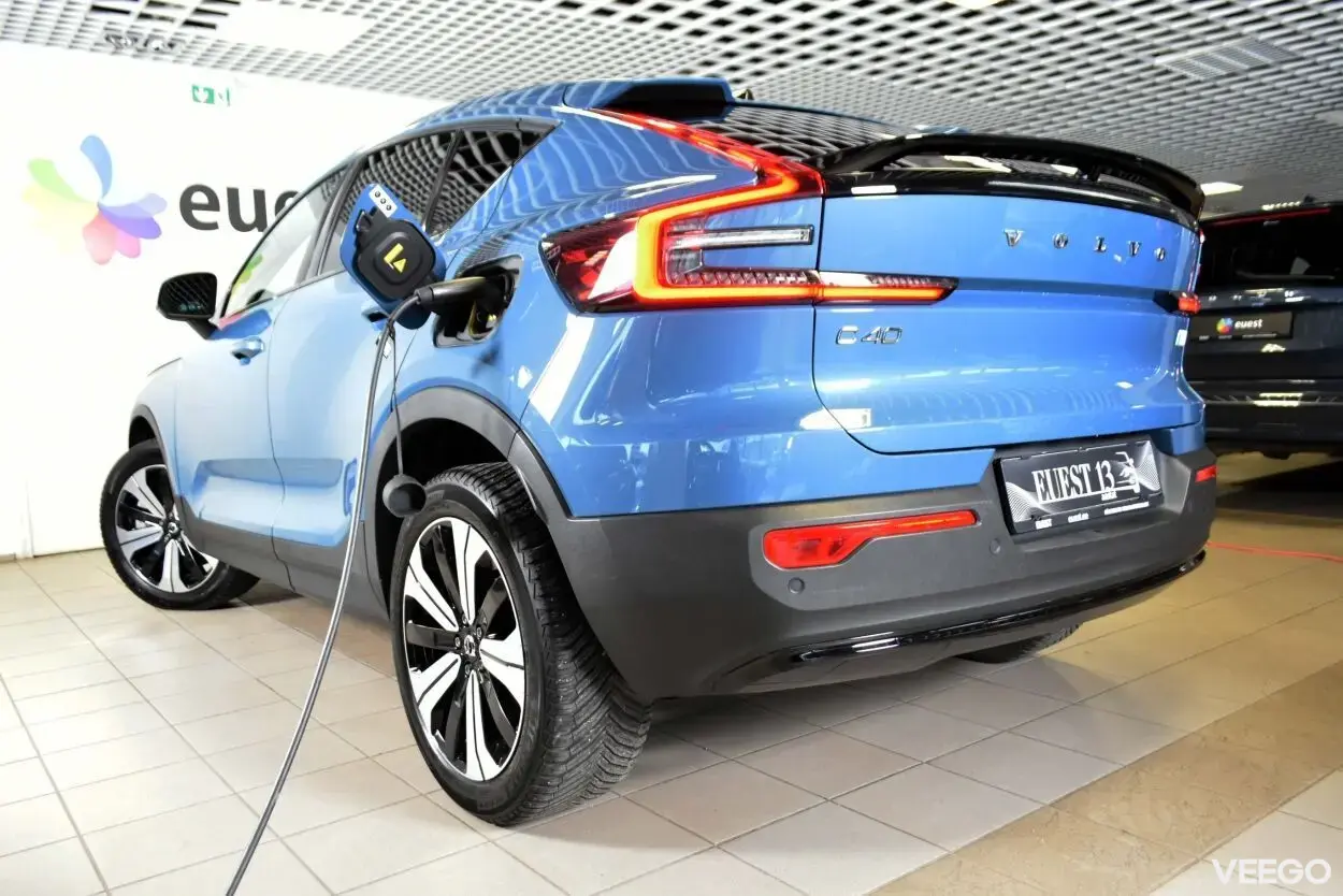 Volvo C40 COUPE RECHARGE INTELLI SAFE XENIUM 170kW