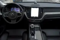 Volvo XC60 AWD B&W ULTIMATE BRIGHT XENIUM INTELLI 2 251kW thumbnail