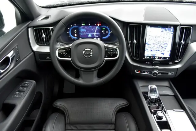 Image of Volvo XC60 AWD T8 4C LUXURY BLACK EDITION ULTIMATE INTELLI 2 335kW