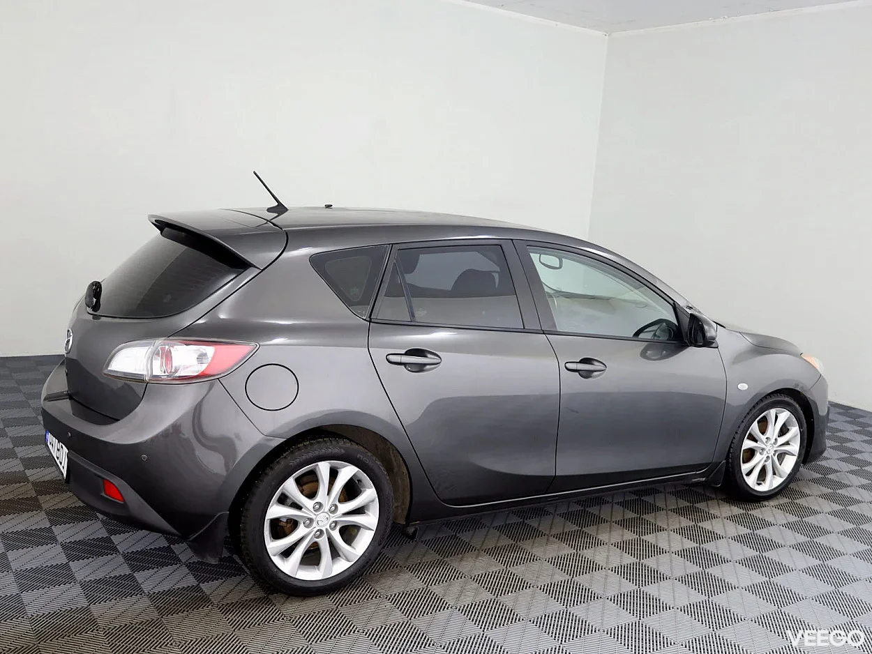 Mazda 3 1.6 77kW